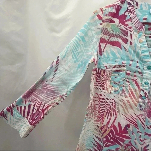 Coral Bay Women’s Pastel Blouse Small Blue Pink Hi Low Half Button Long Sleeved - Picture 7 of 15